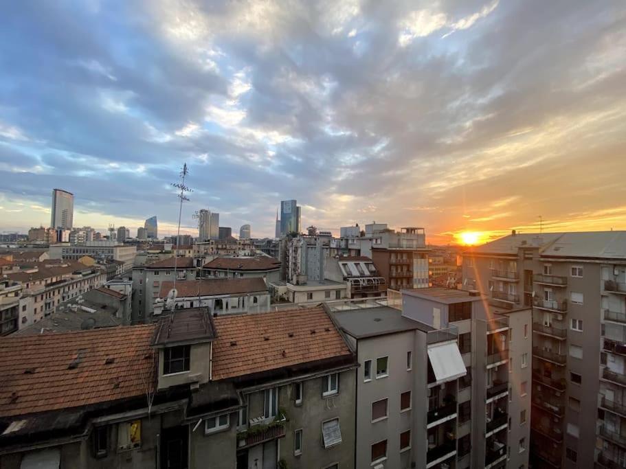 Appartement Penthouse In The Sky With 30 Sqm Terrace Station