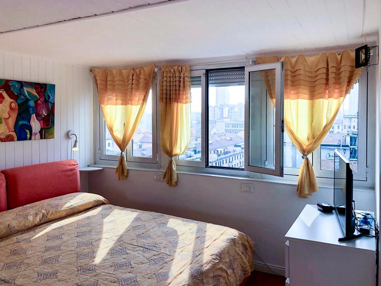 Penthouse In The Sky With 30 Sqm Terrace Station Milaan
